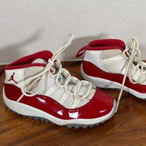 Toddler Air Jordan sneakers